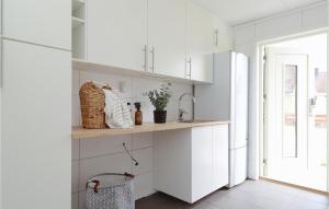 Gorgeous Home In Lammhult