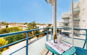 Lovely Apartment In Royan With Wifi