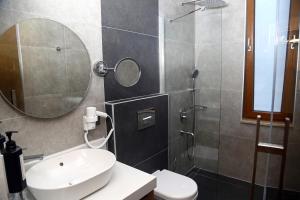 Perge Pine Green Hotel