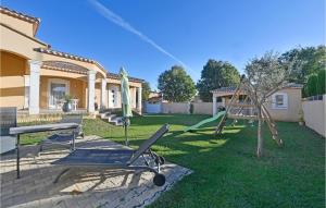 Maisons de vacances Stunning Home In Arles With Wi-Fi : photos des chambres