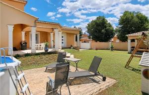 Maisons de vacances Stunning Home In Arles With Wi-Fi : photos des chambres