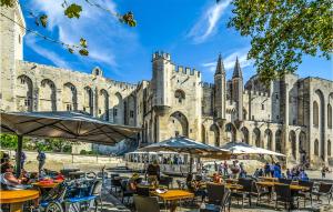 Maisons de vacances Stunning Home In Arles With Wi-Fi : photos des chambres