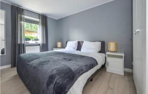 3 Bedroom Awesome Home In Kerkdriel