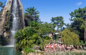 Maisons de vacances 2 Bedroom Cozy Home In Royan : photos des chambres