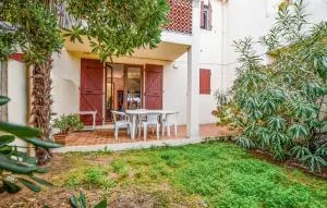 1 Bedroom Stunning Apartment In Cargèse - 萨戈内