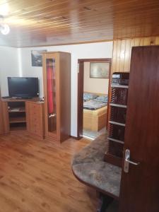 Apartma in soba pri Bregarju