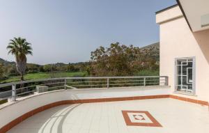3 Bedroom Amazing Home In Caserta