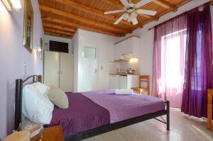 Panormos Hotel and Studios