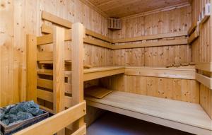 Two-Bedroom Apartment In Slano