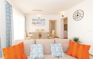 2 Bedroom Nice Home In Kastel Novi 