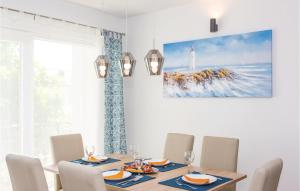 Two-Bedroom Holiday Home In Kastel Novi