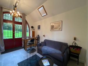 Le Château de John Miles au bord de l’eau