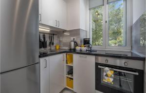 2 Bedroom Nice Apartment In Kraljevica 