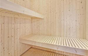 Three-Bedroom Holiday Home Løkken With A Fireplace 07