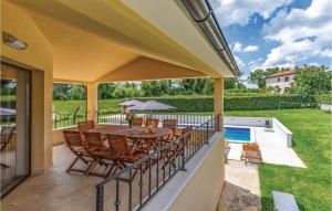 Four-Bedroom Holiday Home In Pazin