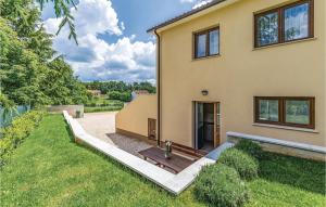 Four-Bedroom Holiday Home In Pazin