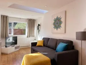 Stylish 1 Bedroom Flat with Parking in Oxford - Nuneham Courtenay