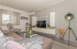 Cozy Apartment In Sibenik