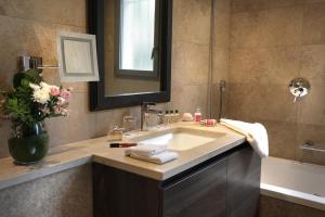 Complexes hoteliers Residence Hoteliere 4 etoiles Les Mas du Grand Vallon : photos des chambres
