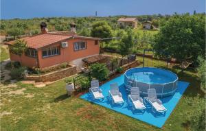 2 Bedroom Amazing Home In Vodnjan