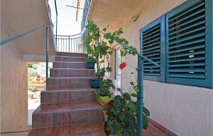 Beautiful Apartment In Raslina With Wifi 