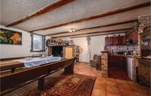 2 Bedroom Cozy Home In Svlovrec