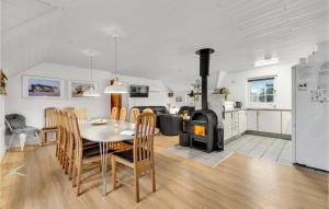 Stunning Home In Ringkøbing With Sauna