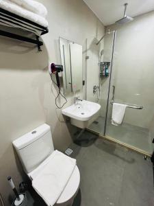 AeonTower Suites&Hotel by CMC