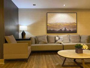 Air Residences - High Floor City View near Airport - 5759