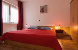 Lovely Apartment In Valbandon
