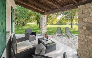 Amazing Home In Kanfanar With Kitchen