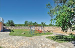 Beautiful Home In Bilisane With Wifi