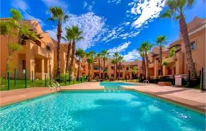 Nice Apartment In Los Alcázares - Los Narejos