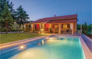 3 Bedroom Beautiful Home In Krnica