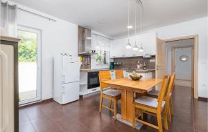 Beautiful Home In Pula With Outdoor Swimming Pool 