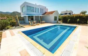 Beautiful Home In Argaka With Kitchen - Kinousa