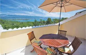 Nice Apartment In Malinska - Rudine