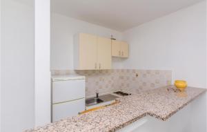 One-Bedroom Apartment In Hodilje