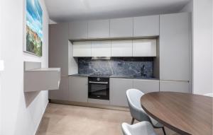 Nice Home In Labin With Wifi