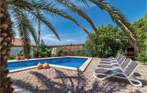 Gorgeous Apartment In Pula With Wifi