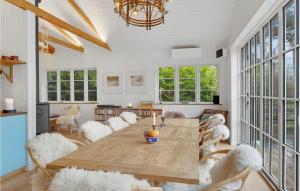 Awesome Home In Vejby With Kitchen