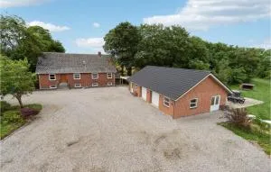 Lovely Home In Grindsted With Wifi - Sønder Omme