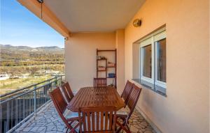 Amazing Apartment In Novi Vinodolski 