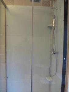 Maisons de vacances Au Val Heureux, meuble 3 etoiles, Clevacances : photos des chambres