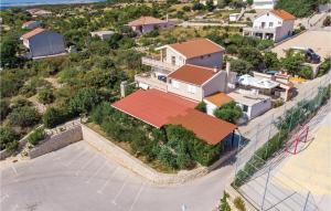 Gorgeous Apartment In Kolan With House Sea View 