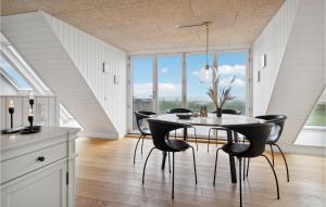 Awesome Home In Otterup With Jacuzzi