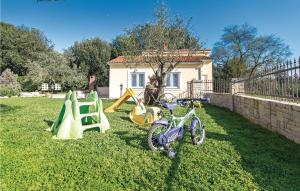 Lovely Home In Pula With Wifi 