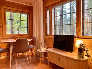 Hippu Holiday Home in peaceful location near Äkäslompolo