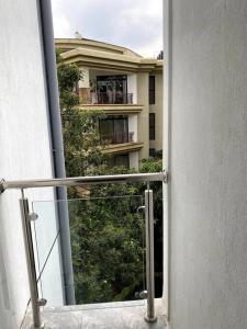 Stylish 1-Bedroom in Riverside