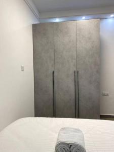 Stylish 1-Bedroom in Riverside